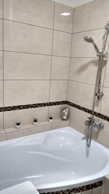 Beautiful Apartment In The City Center Spišská Nová Ves エクステリア 写真